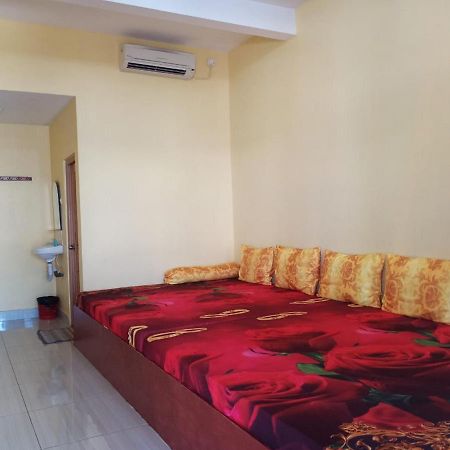 Sisca Homestay Tidung Redpartner Kepulauan Seribu Exterior photo